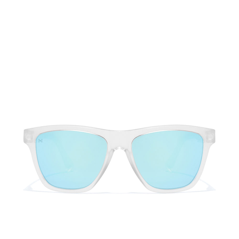 Unisex square sunglasses in air matte blue with polarised lenses